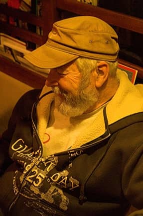 Lee Youngblood Photo
