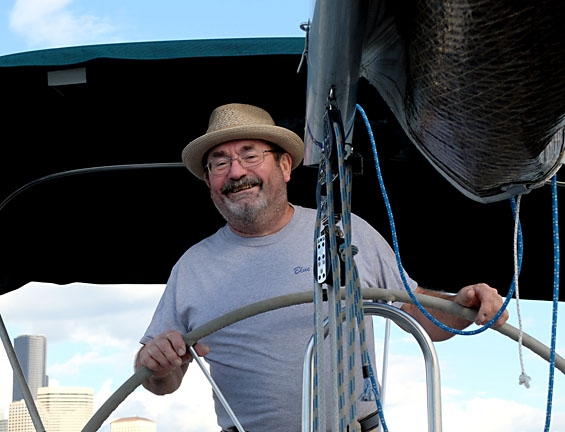 Lee Youngblood Photo