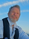 Lee Youngblood Photo
