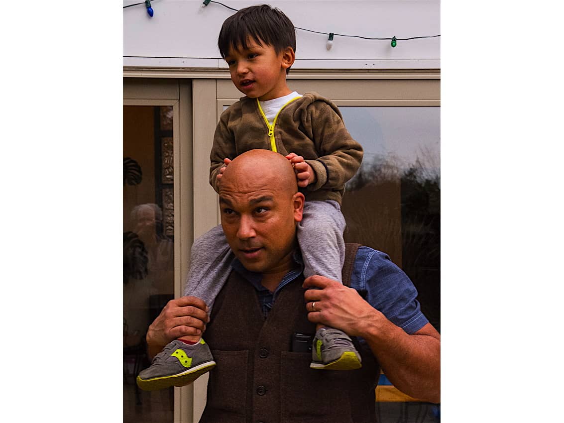 Lee Youngblood Photo
