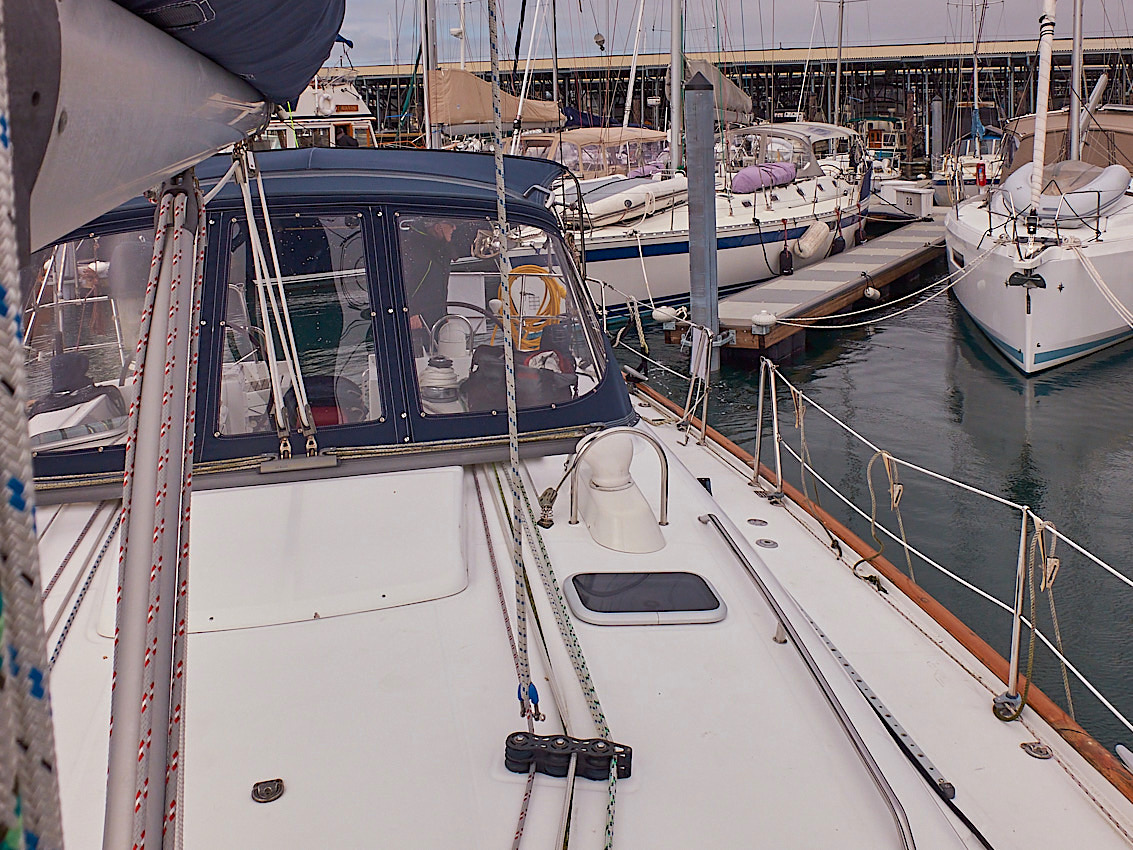 Beneteau 473 Survey Pics