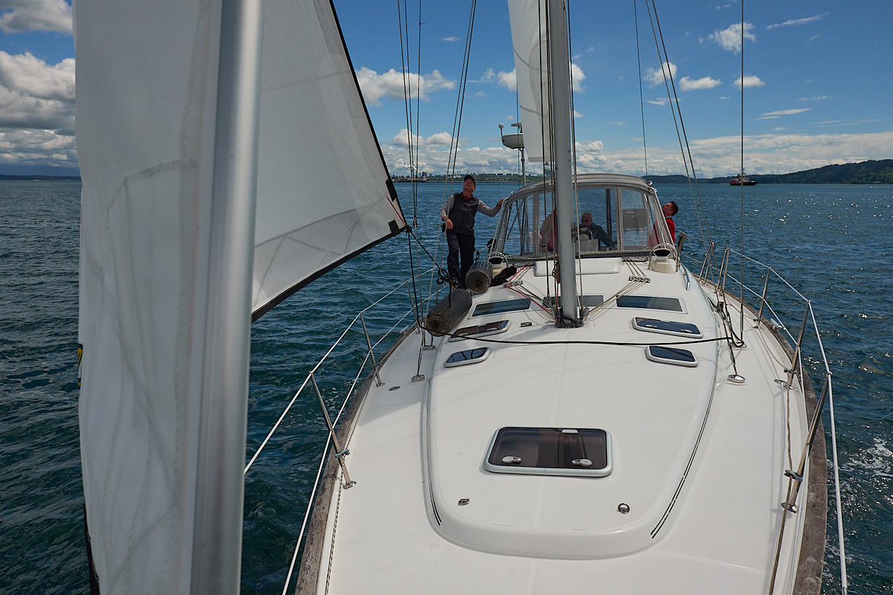 Beneteau 432 Survey Pics