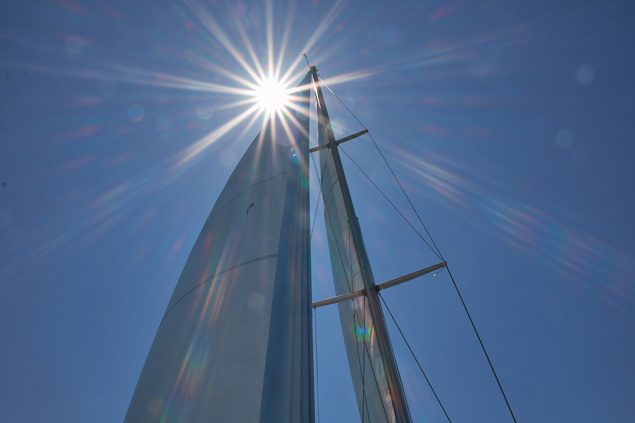 Pearson sail w/ sunstar