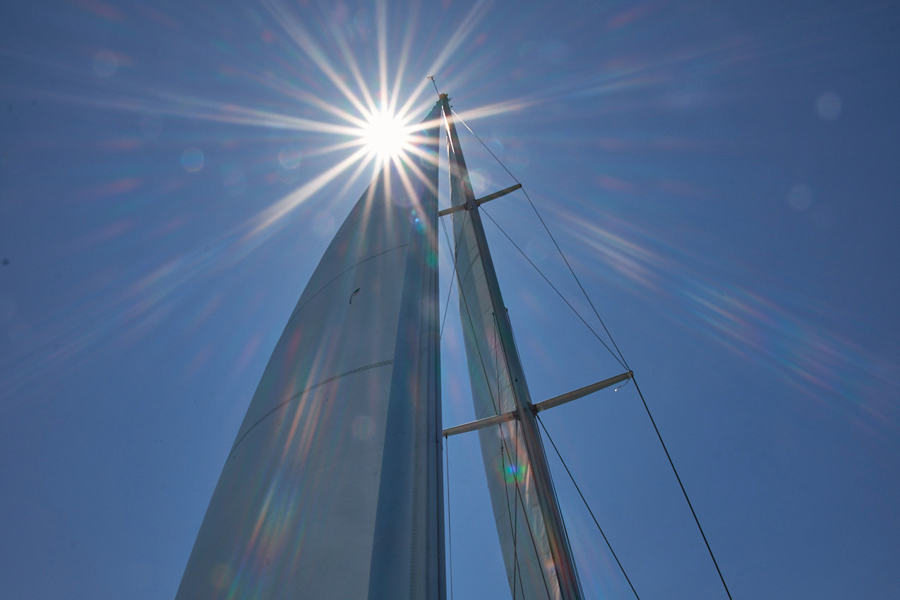 Pearson sail w/ sunstar