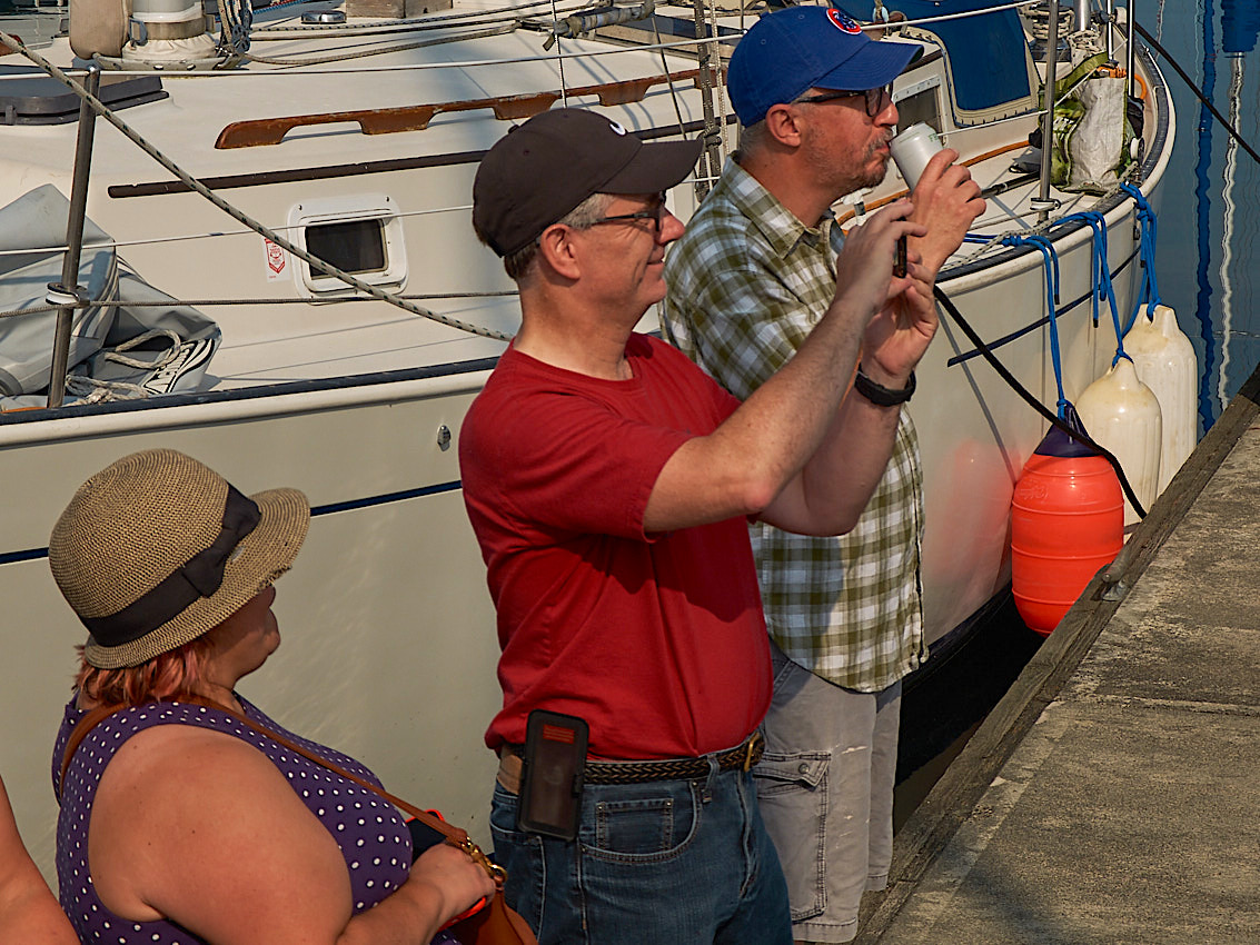 s/v Pasargada Departs