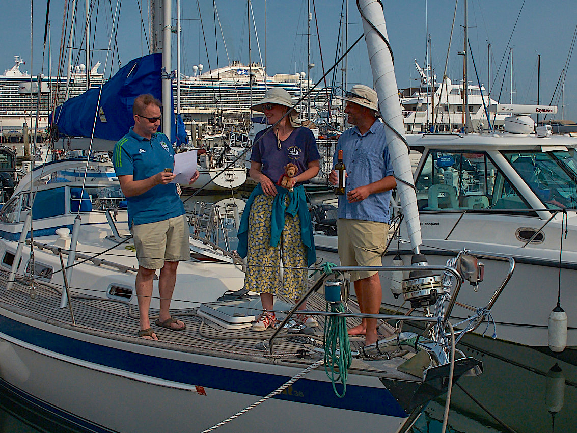 s/v Pasargada Departs