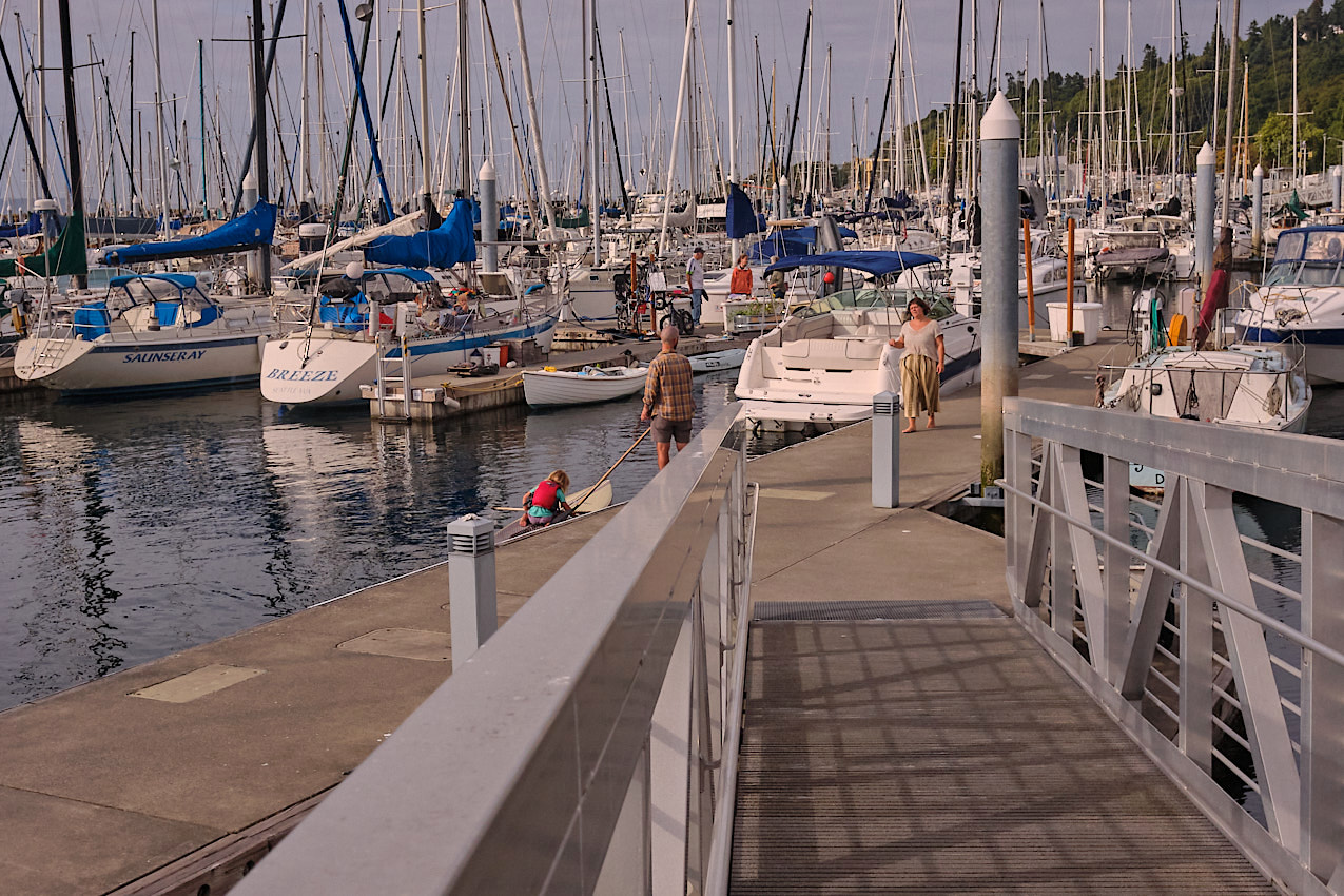 23.9.4_AngiesO-DockParty